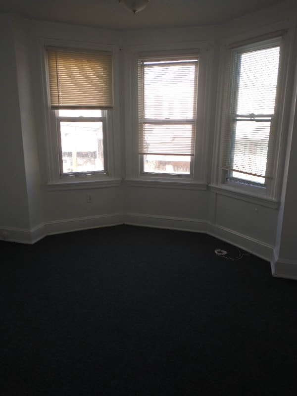 Building Photo - 4252 N 7th St