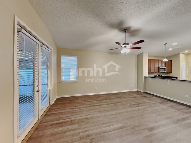Foto del edificio - 500 Glendale Ln