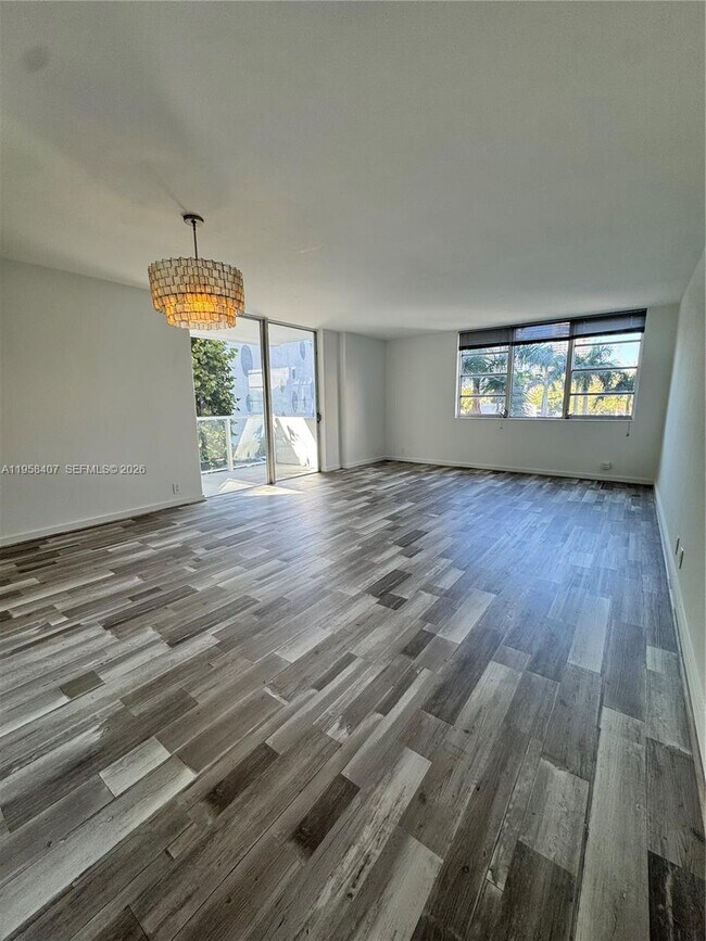 Foto del edificio - 3301 NE 5th Ave