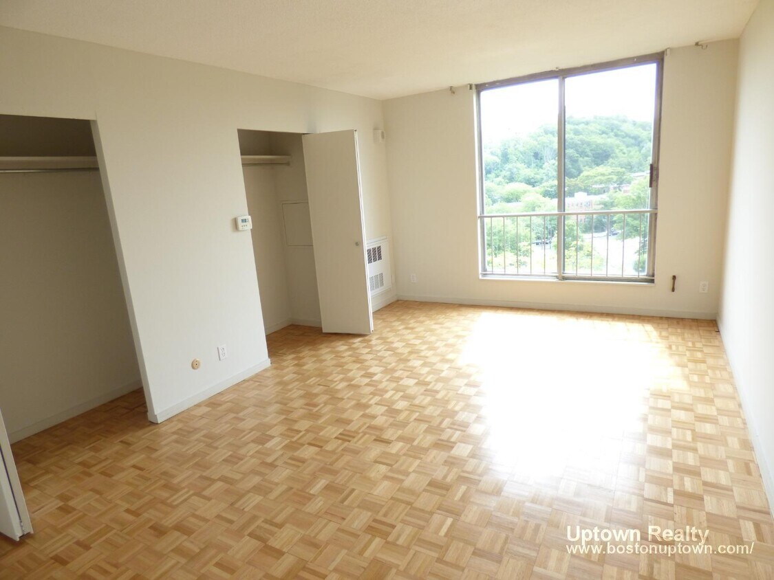 Foto principal - 33 Pond Ave