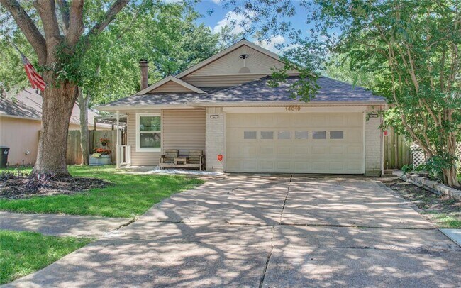 Foto del edificio - 14019 Clear Forest Dr