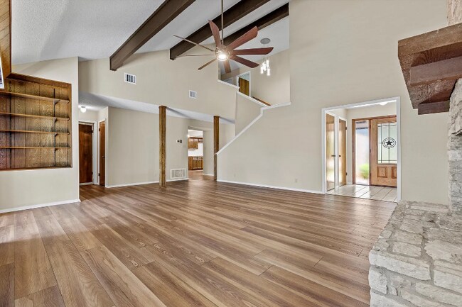 Foto del edificio - 8606 Mesa Dr
