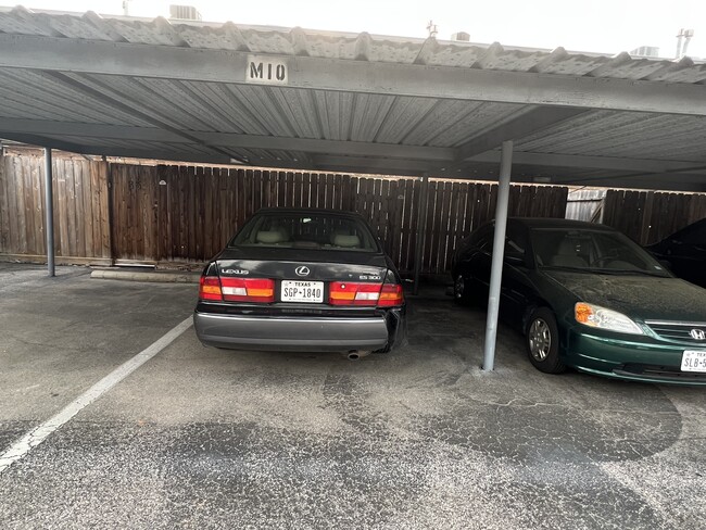 Carport parking - 9021 Gaylord Dr
