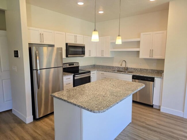 Foto del edificio - 946 W 600 S