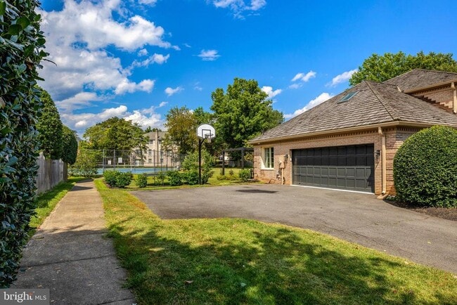 Building Photo - 6305 Dunaway Ct