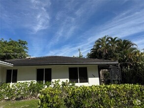 Building Photo - 11850 SW 81st Rd