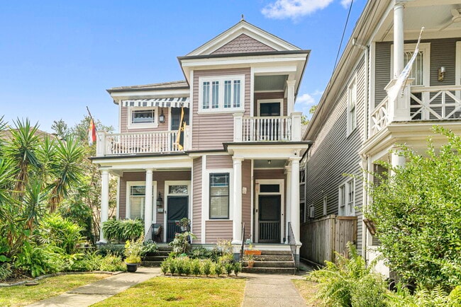 Building Photo - 3110 Esplanade Ave