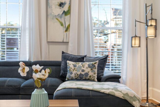 Foto del edificio - 1218 Carondelet St