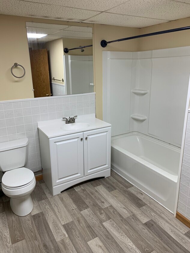 Foto principal - 56 4th Ave SW