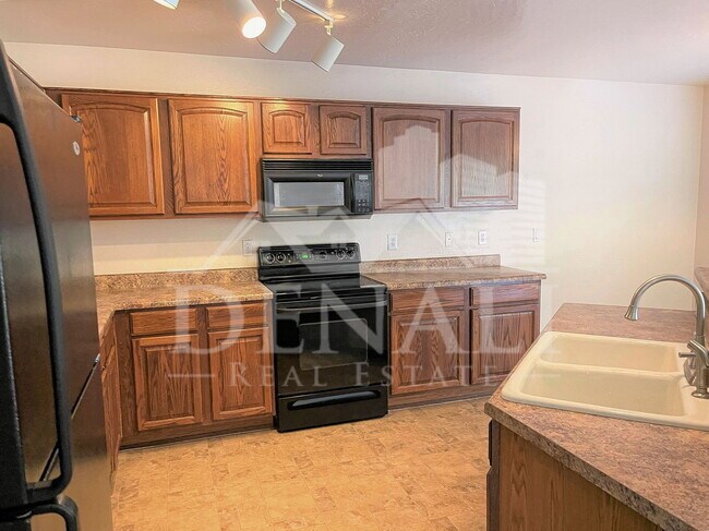 Building Photo - 31443 N Cactus Dr
