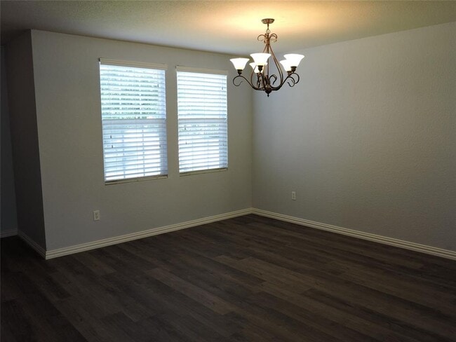Building Photo - 2816 Paddock Way