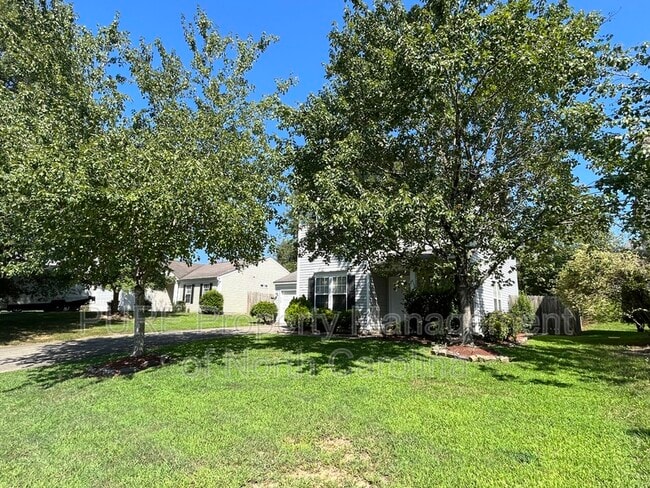 Foto del edificio - 5737 Shining Oak Ln