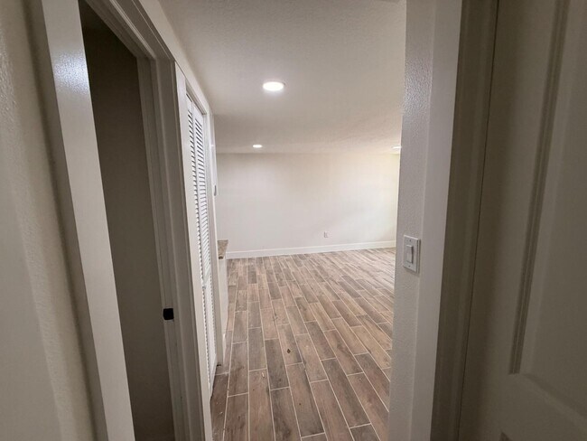 Foto del edificio - 1218 E 138th Ave