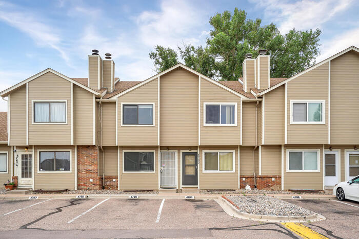 Primary Photo - 4766 Live Oak Dr