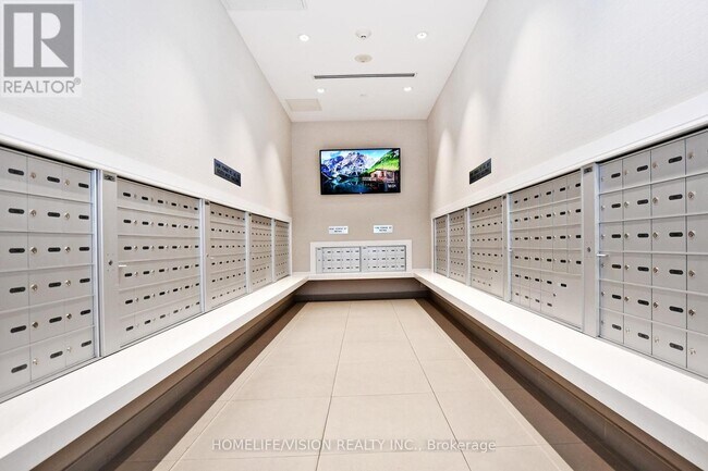 Photo du bâtiment - 9205-9205 Yonge St