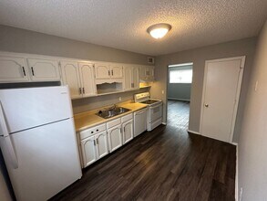 Building Photo - 1134 2nd St