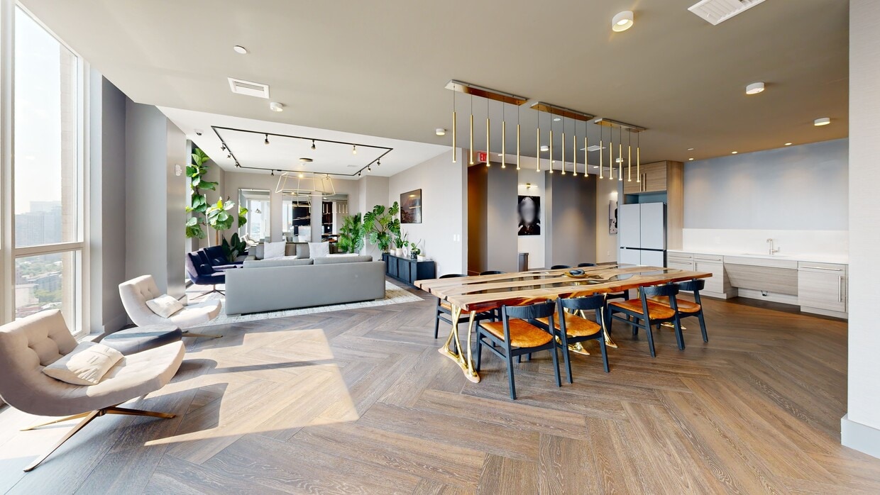 Photo - Hudson House East