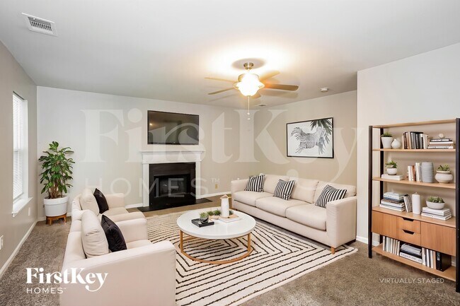 Foto del edificio - 8605 Royal Bluff Dr