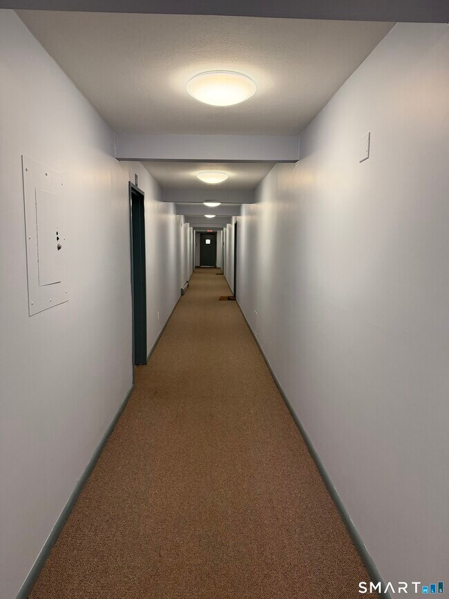 Foto del edificio - 70 Farmington Ave