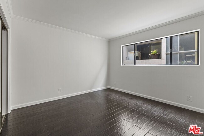 Foto del edificio - 1033 6th St