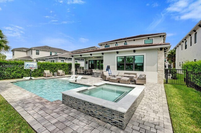 Building Photo - 12474 Solana Bay Cir