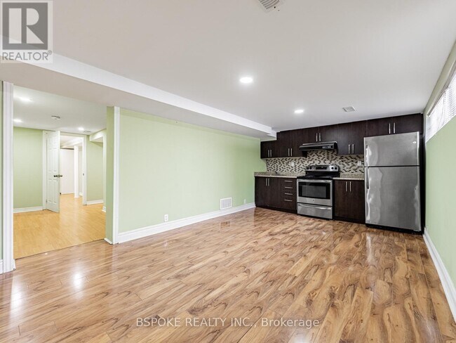 Photo du bâtiment - 252 Thistle Down Blvd