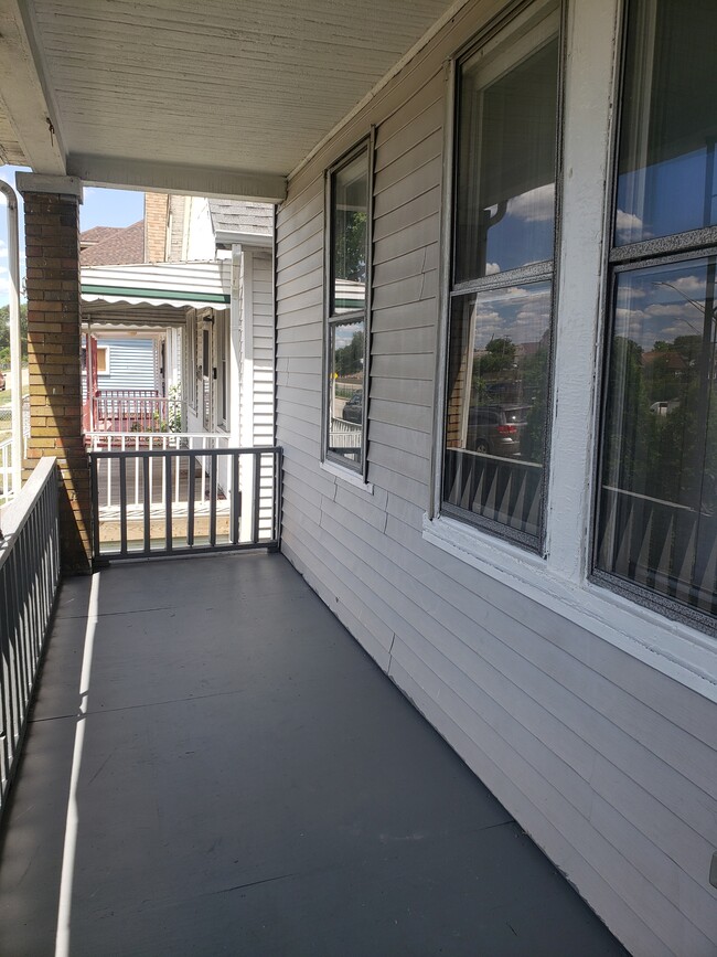 Building Photo - 11384 Nagel St