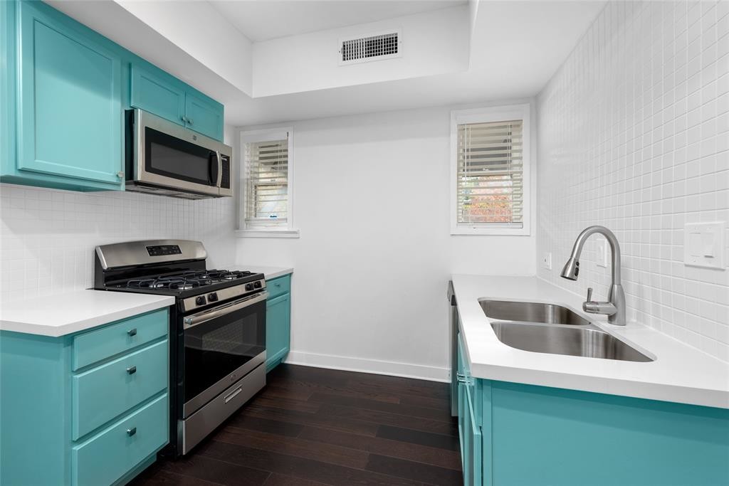 Foto principal - 611 Hyde Park Blvd