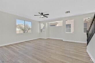 Building Photo - 9316 Perennial Ave