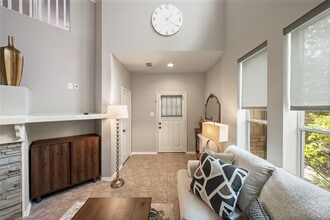 Building Photo - 21 Stone Creek Pl