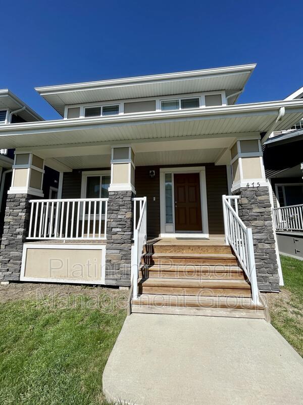Photo - 475 River Heights Crescent (Cochrane, AB) House