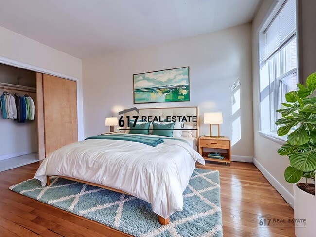 Building Photo - 1131 Commonwealth Ave