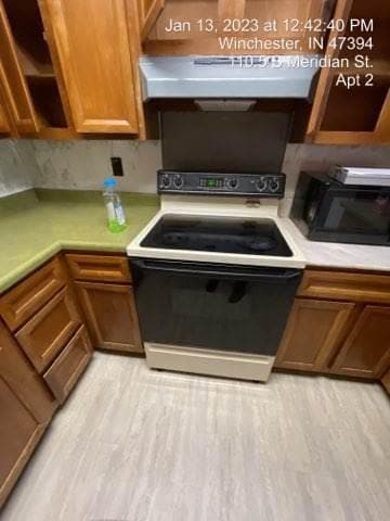 Foto del edificio - 110 1/2 S. Meridian