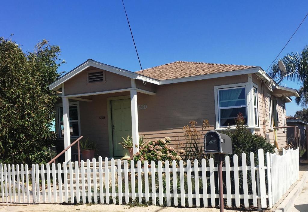 530 Rockledge St, Oceanside, CA 92054 House for Rent in Oceanside, CA