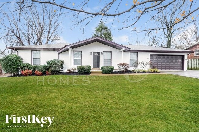 Building Photo - 208 Beech Dr