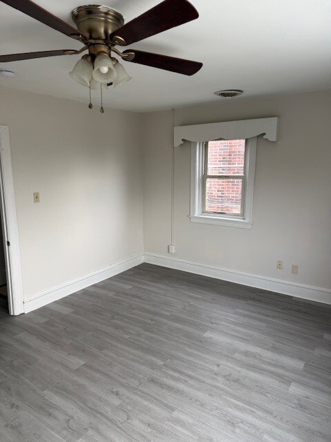 Building Photo - 104 W 36th St