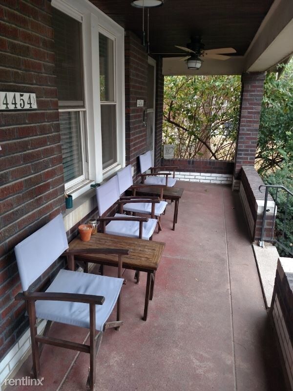 Foto del edificio - 2 br, 1 bath Apartment - 4454A Castleman Ave