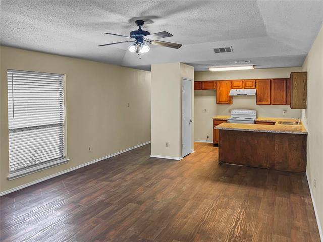 Foto del edificio - 828 Mirabell Ct