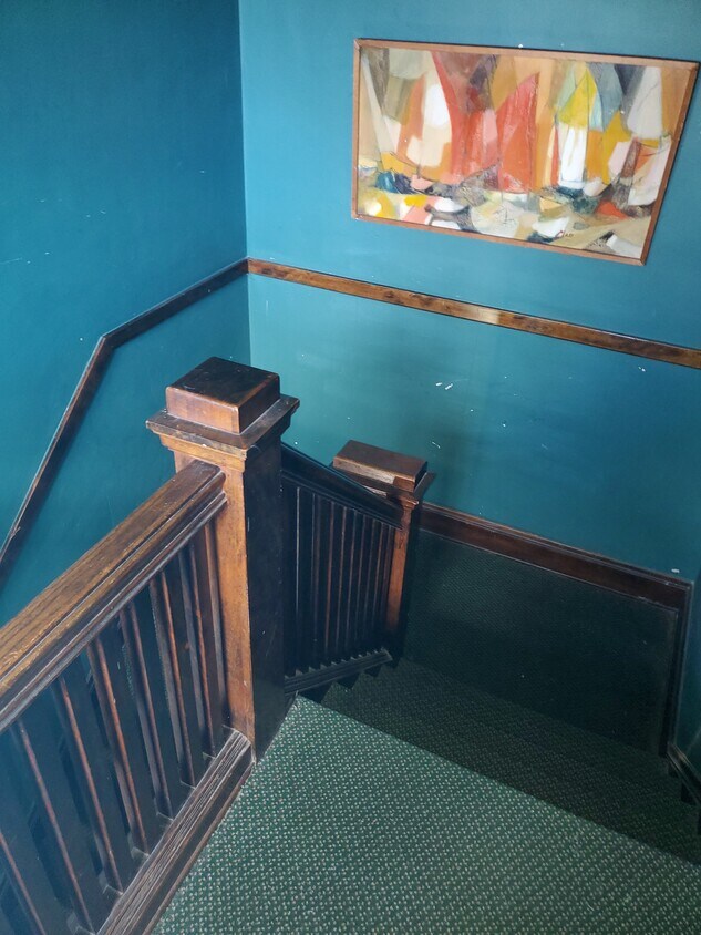 Hallway - 16516 Endora Rd