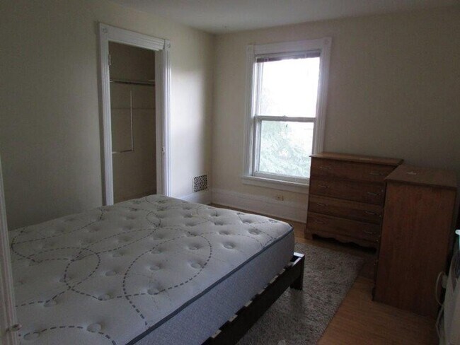 Foto del edificio - 1628 Winnebago St