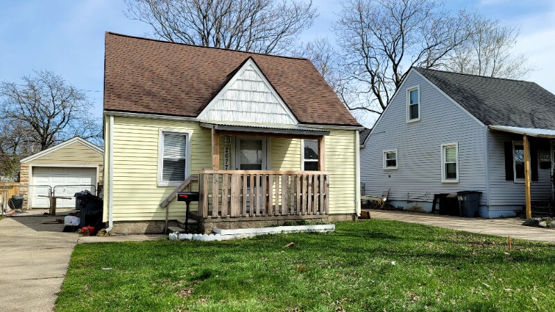 Primary Photo - 26776 Lenox Ave