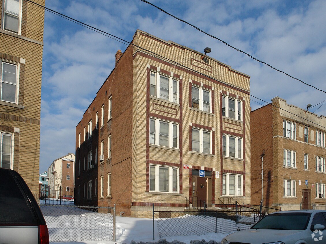 Primary Photo - The Hartford Communities