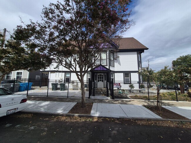 Foto del edificio - 532 West St
