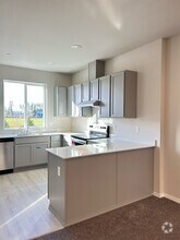 Building Photo - 3226 Juno Ct NE