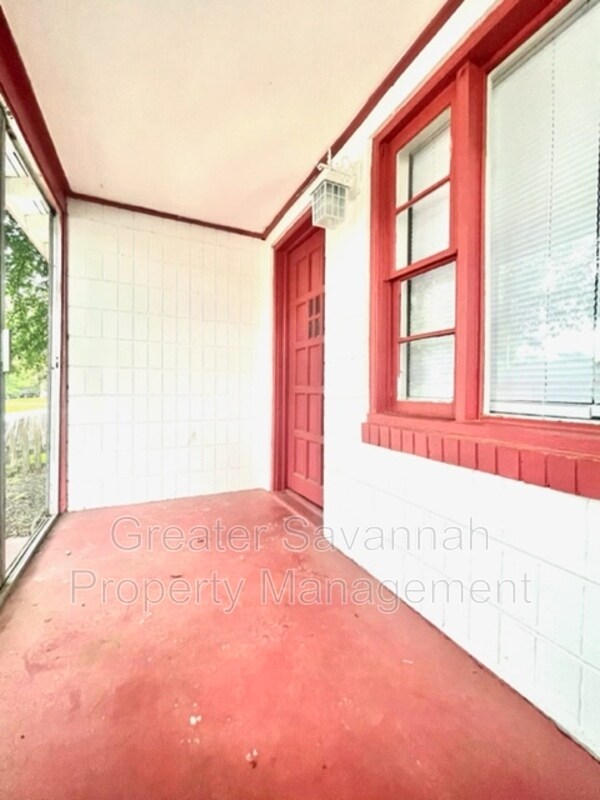 Foto del edificio - 1312 Love St