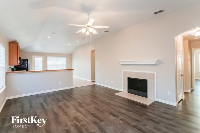 Building Photo - 1208 Mountain Peak Dr