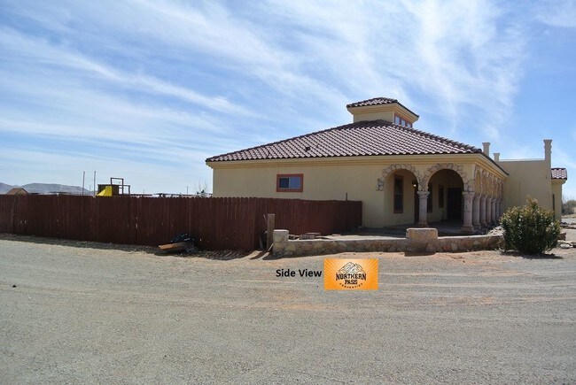 Foto del edificio - 6350 Charolais Dr