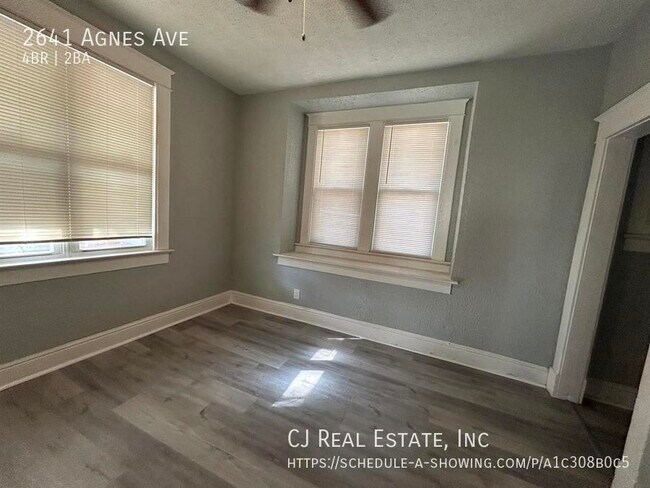 Building Photo - 2641 Agnes Ave