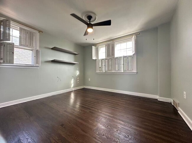 Photo - 3B2B House near Complex Sport Center Available NOW