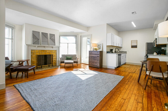 Foto del edificio - 1848 E 89th St